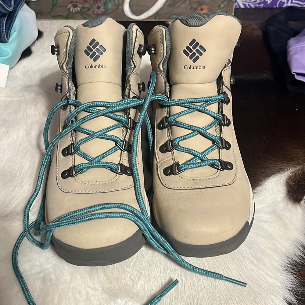 Columbia Hiking Boots